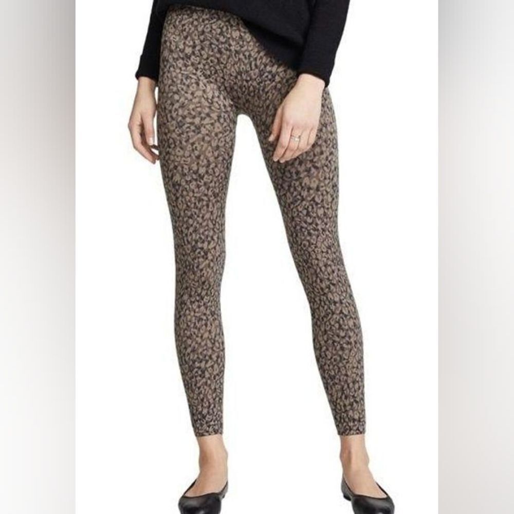SPANX Look At Me Now Seamless Leopard Print Leggings Size SP